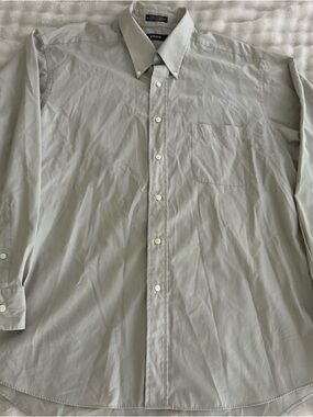 Izod Men's Light Sage Button-Down Dress Shirt